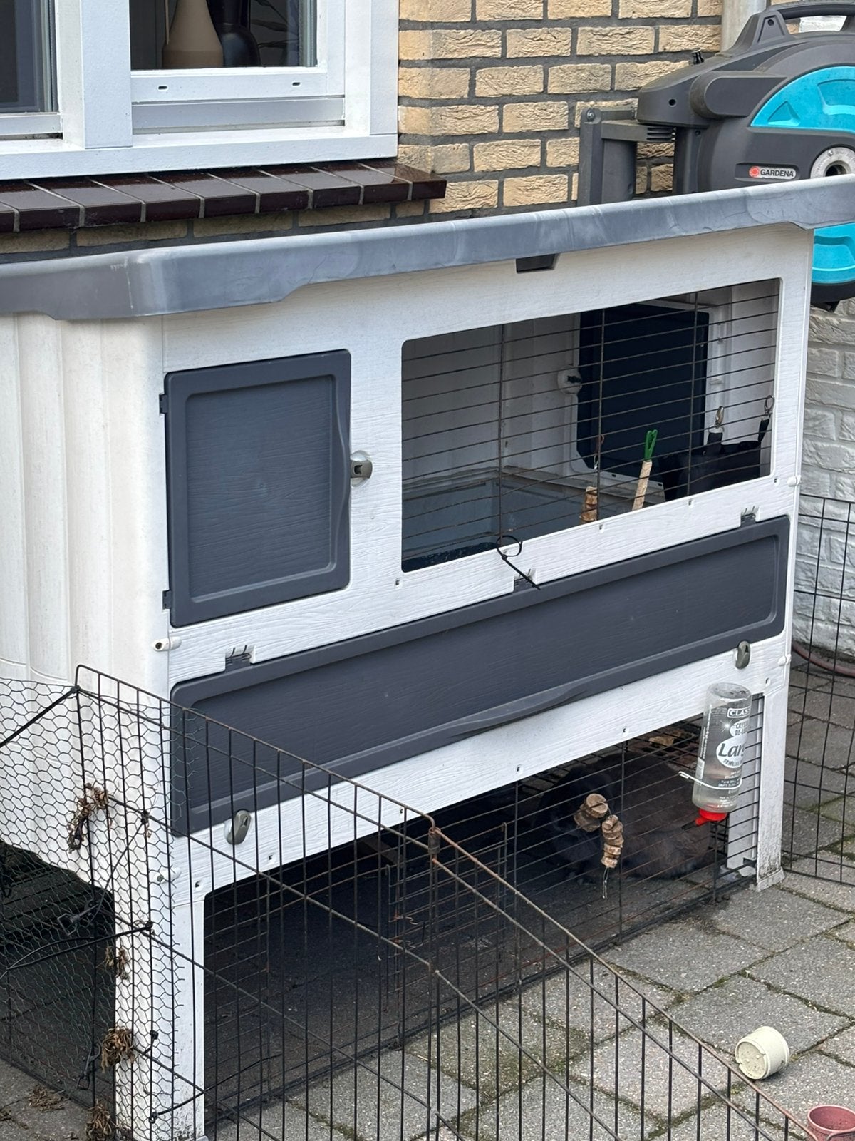 Konijnenhok kunstof t.e.a.b, Dieren en Toebehoren, Knaagdieren en Konijnen | Hokken en Kooien, 110 cm of meer, Ophalen of Verzenden