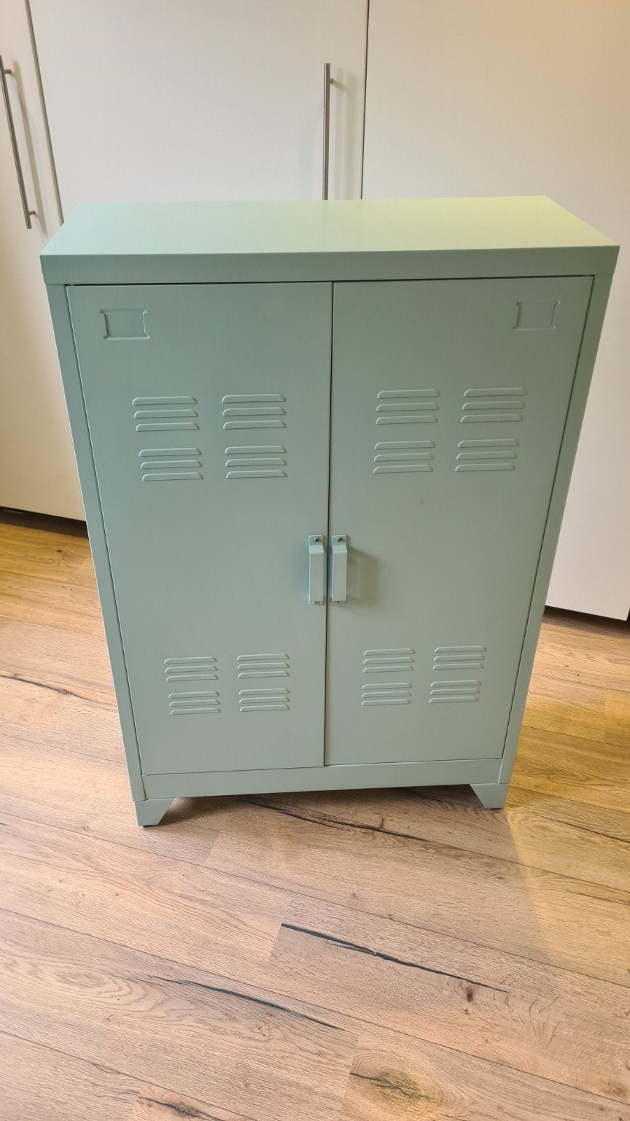 En.Casa Oripää metalen kast - pastelgroen, Ophalen, Zo goed als nieuw