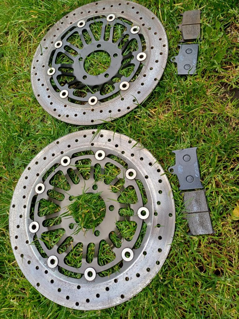 Gsxr oliekoeler remschijven PFM 310mm, Ophalen of Verzenden