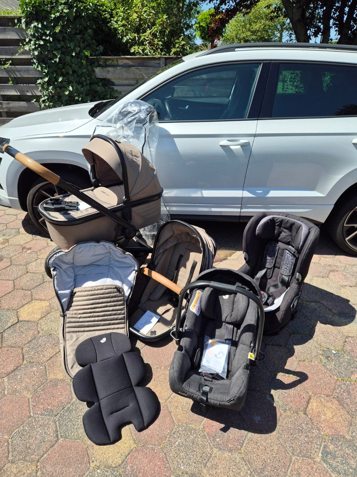 Kidsriver Kinderwagenset met Maxi-Cosi, adapters en extra's, Kinderen en Baby's, Gebruikt, Verstelbare duwstang, Combiwagen, Ophalen
