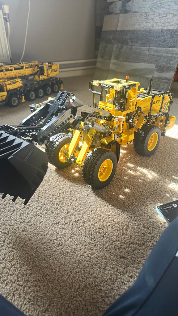 Volvo shovel lego technic, Ophalen of Verzenden, Gebruikt