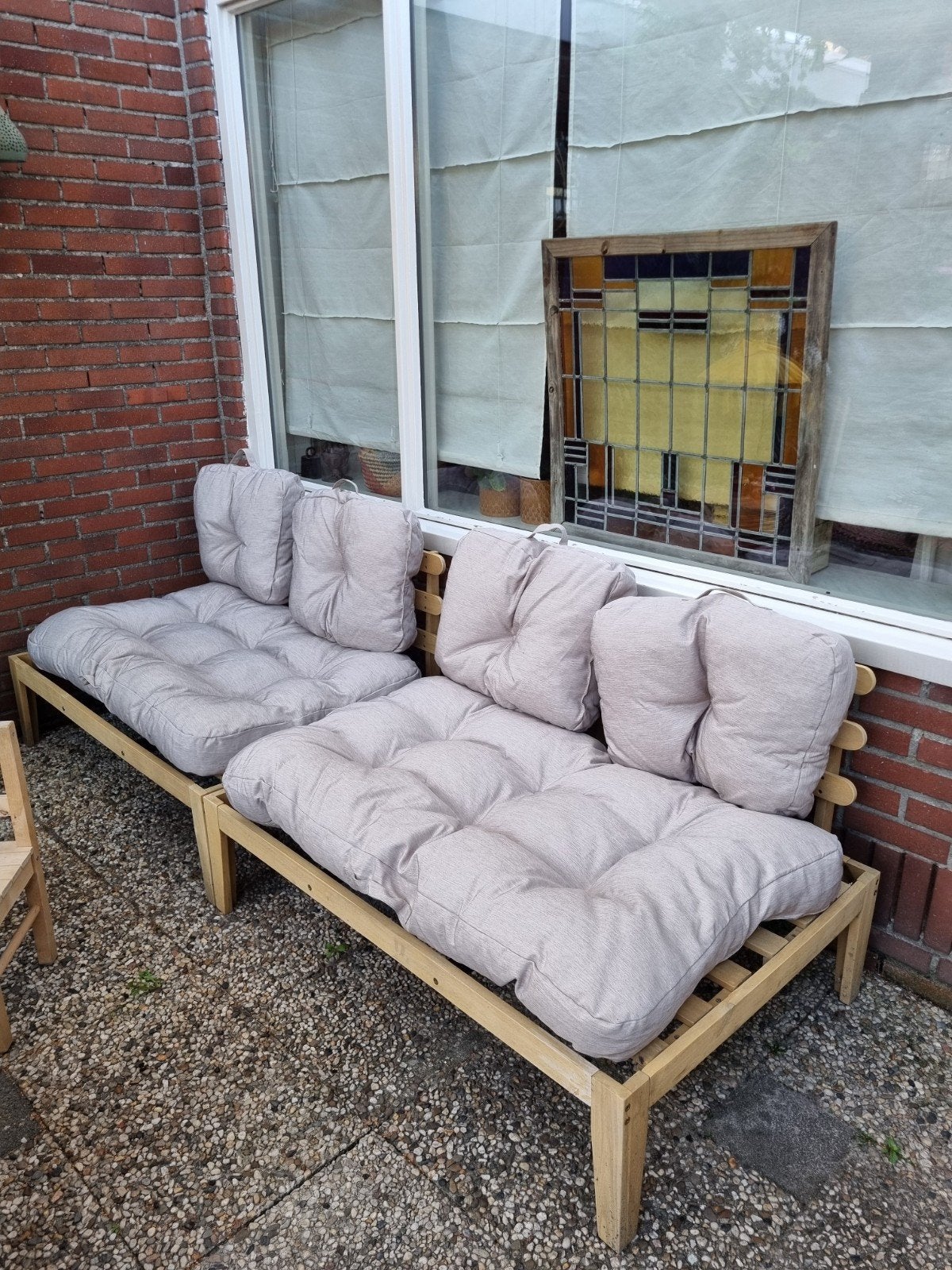 2 palletbankjes acaciahout met kussens, Ophalen, Hout, 2 zitplaatsen