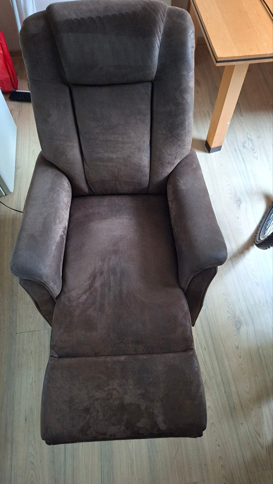 Comfortabele relaxfauteuil met verstelbare rugleuning, Ophalen, Modern, Comfortabel, Gebruikt, 75 tot 100 cm