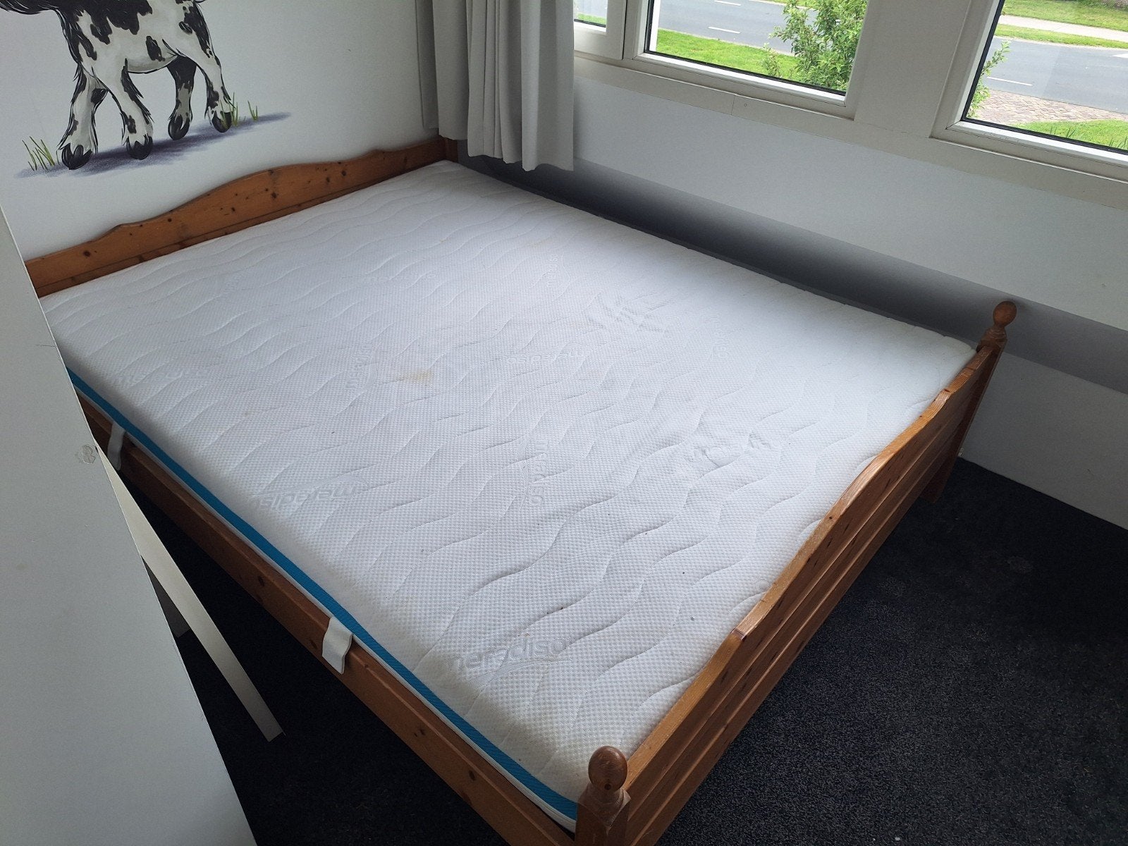Foto 3 van Houten tweepersoonsbed met matras (160x200 cm)