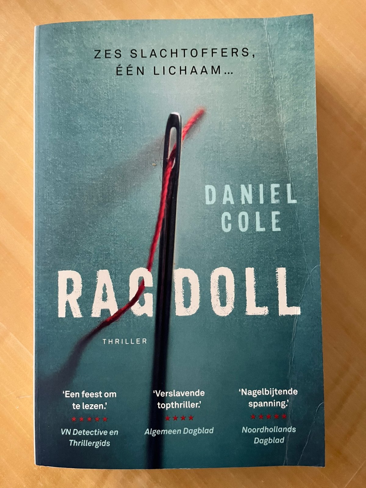 Daniel Cole - Ragdoll, Ophalen of Verzenden, Zo goed als nieuw, Nederland, Daniel Cole