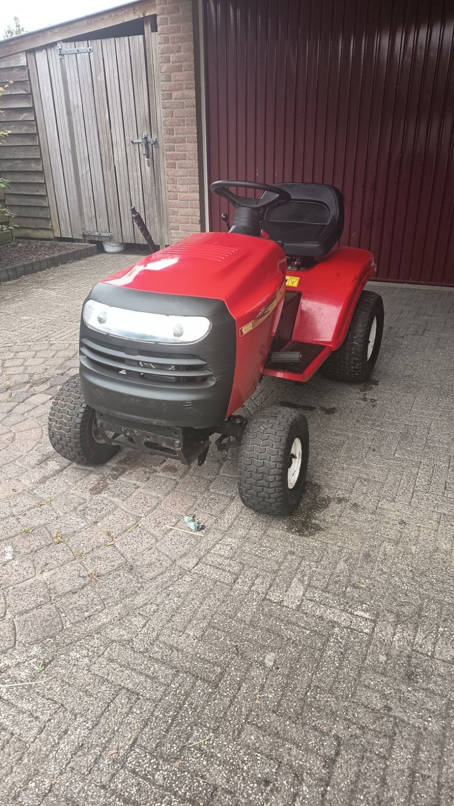 Wizard zitmaaier 12.0 HP, opgevoerd, nieuwe V-snaar en accu, Ophalen of Verzenden, 50 cm of meer