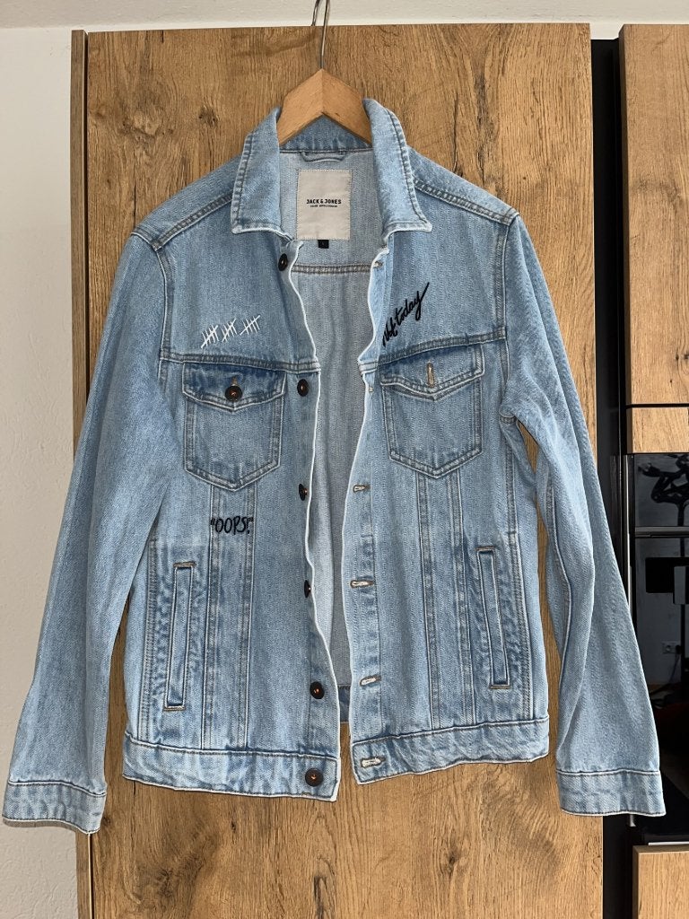 Jack & Jones spijkerjas maat L lichtblauw graffiti slogans, Kleding | Heren, Maat 52/54 (L), Zo goed als nieuw, Jack & Jones, Verzenden