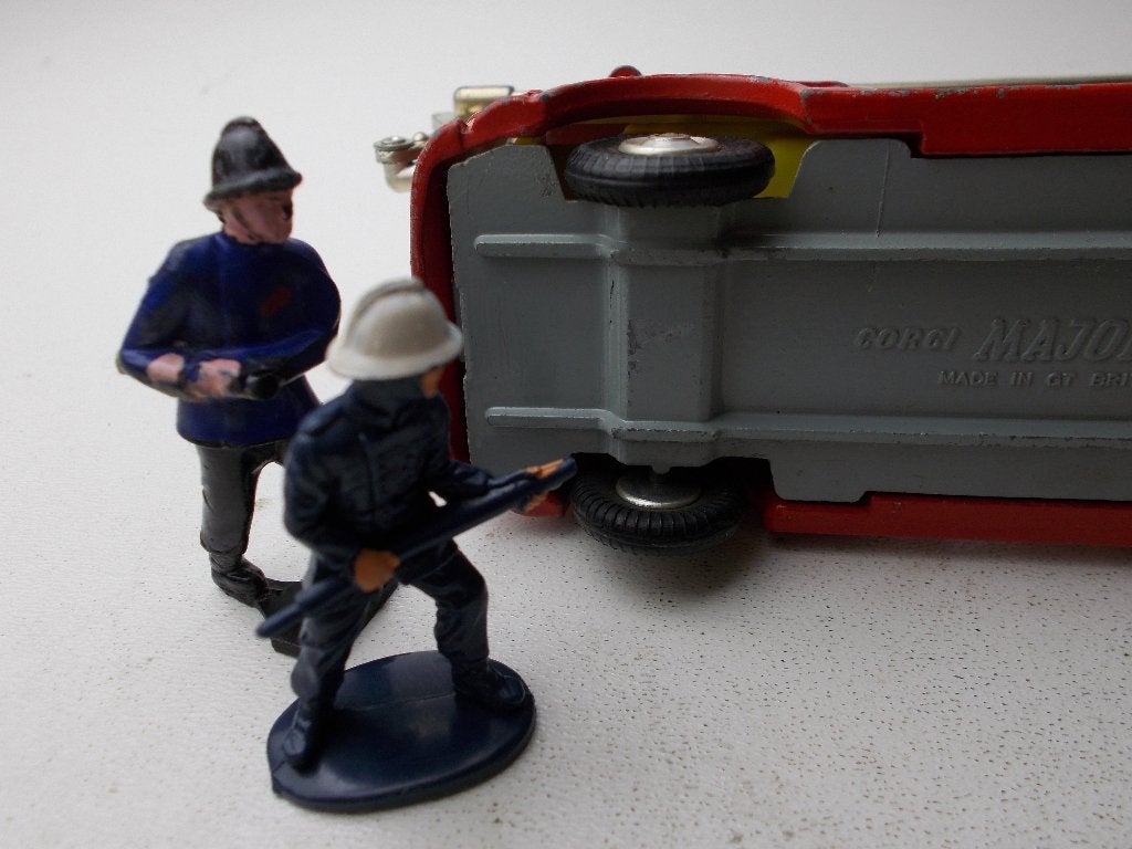 1964 Corgi MajorToys 1127 SIMON SNORKEL FIRE ENGINE Izgst (F, Ophalen of Verzenden, Zo goed als nieuw, Bus of Vrachtwagen, Corgi