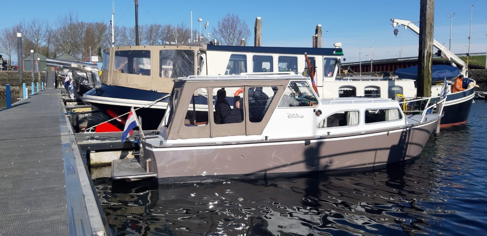 Nette en complete motorboot met kajuit, Watersport en Boten, Staal, Overige merken, Gebruikt, Diesel