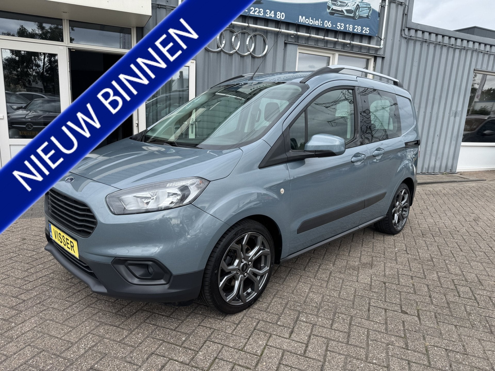 Ford Transit Courier 1.0 Titanium (bj 2019), Auto's, Gebruikt, Bedrijf, Handgeschakeld, 3 cilinders