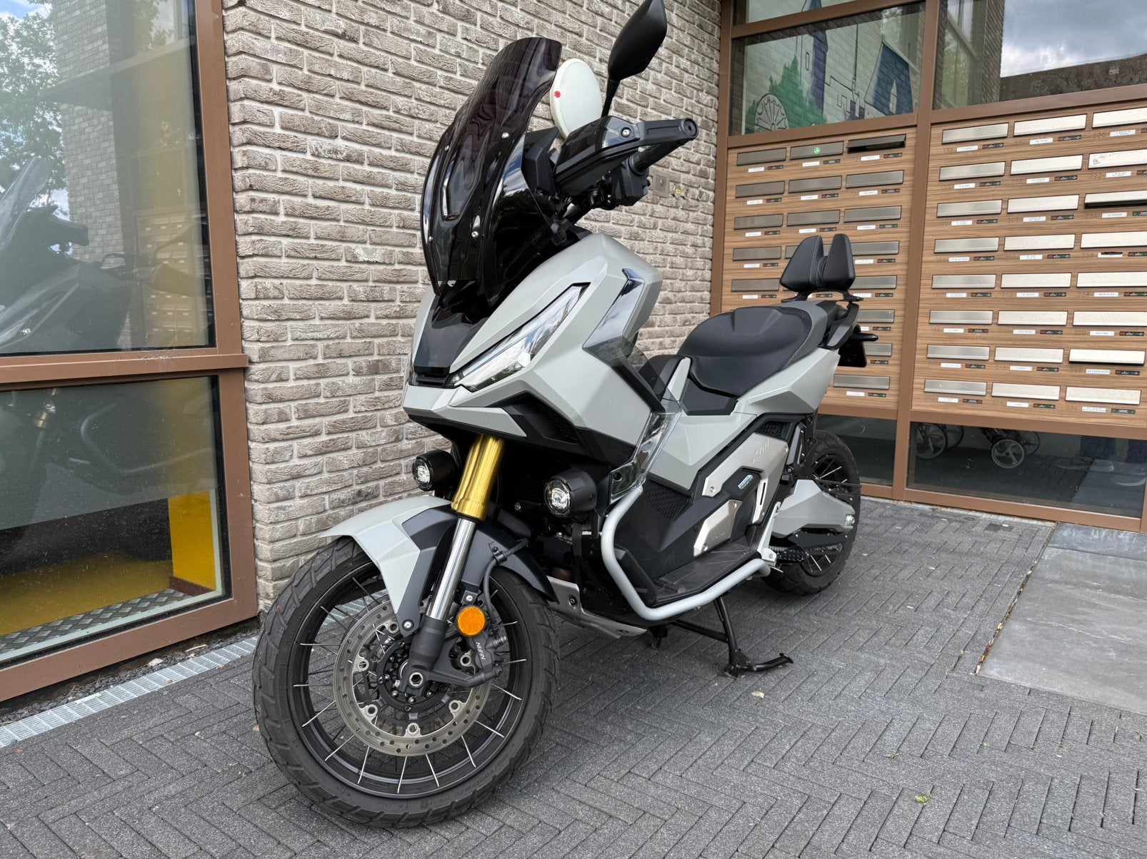 Honda X-ADV 750 | 2025 | Full Options | Akrapovic | Garantie, Scooter, Traction Control, Particulier, Automaat