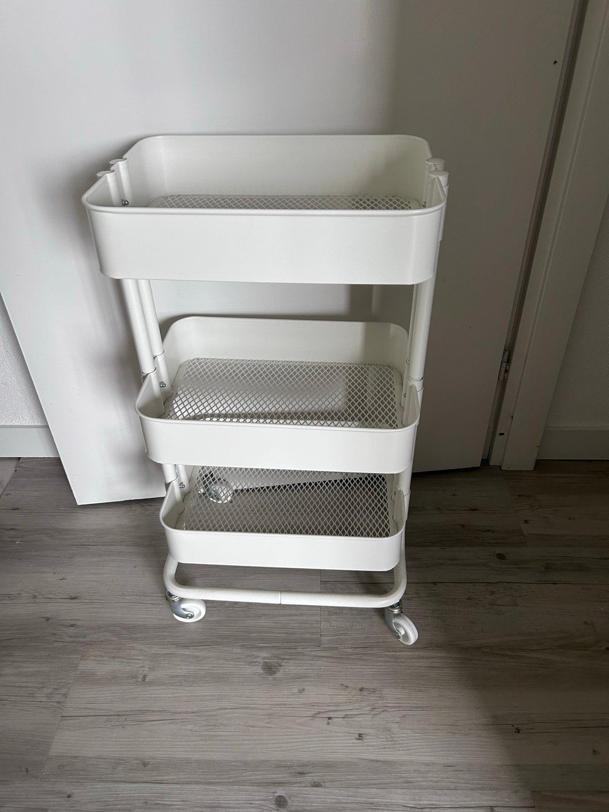 Witte 3-laags rolwagen met wielen, Ophalen, Gebruikt