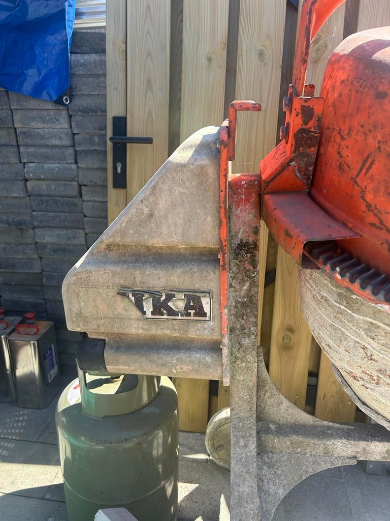 Atika betonmolen 145 liter, 230V - Gebruikt, Doe-het-zelf en Verbouw, Betonmolens, Ophalen, Gebruikt