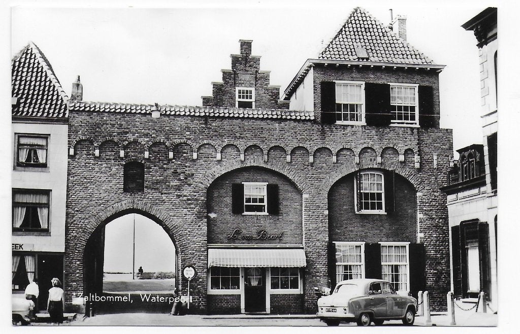 Zaltbommel Watertoren Oude Ongelopen Ansichtkaart (B5041, Ophalen of Verzenden, 1960 tot 1980, Ongelopen, Zuid-Holland