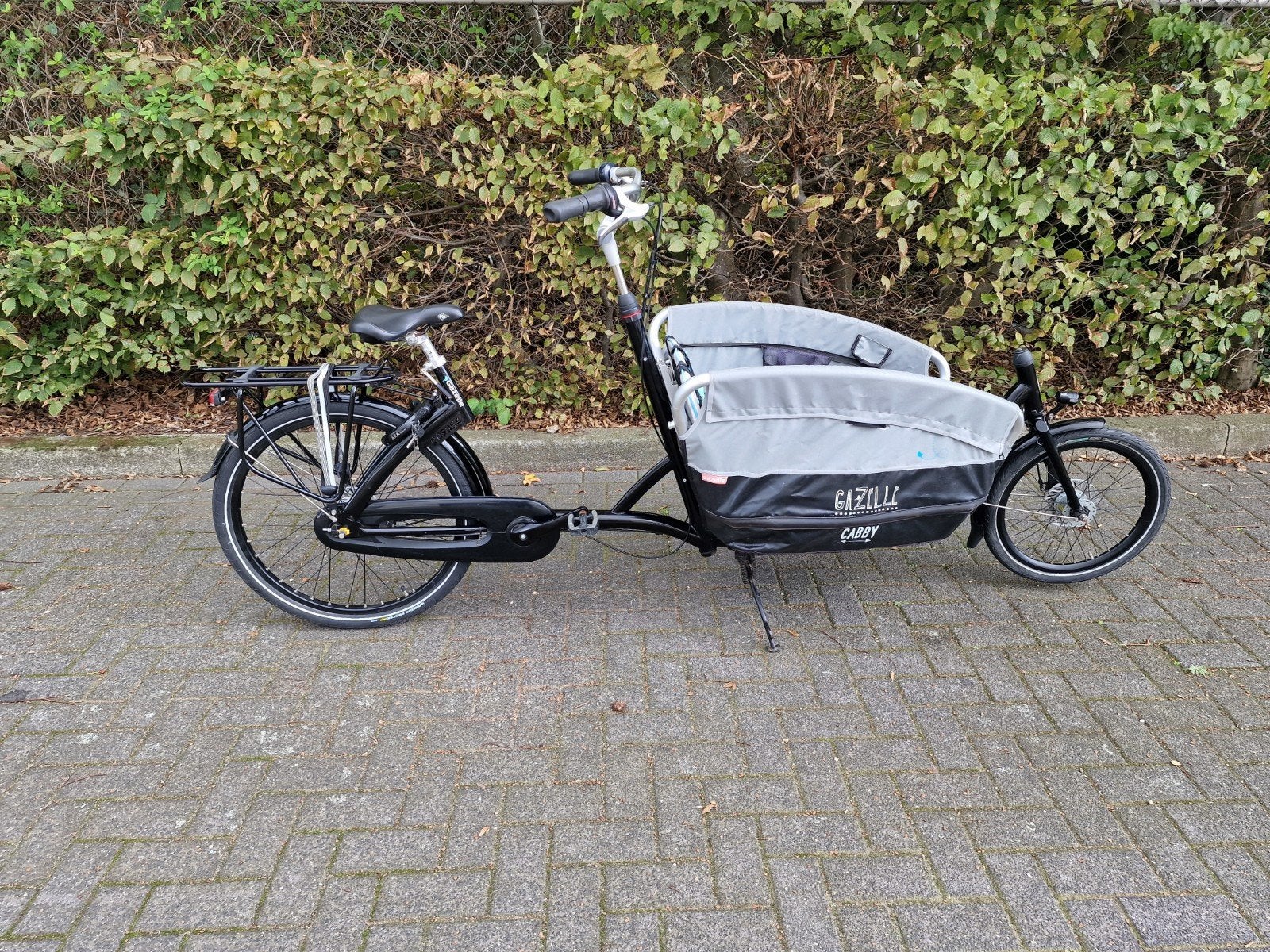 Gazelle Cabby Bakfiets met nieuwe regenhoes, Ophalen, Gebruikt, 3 kinderen, Huif