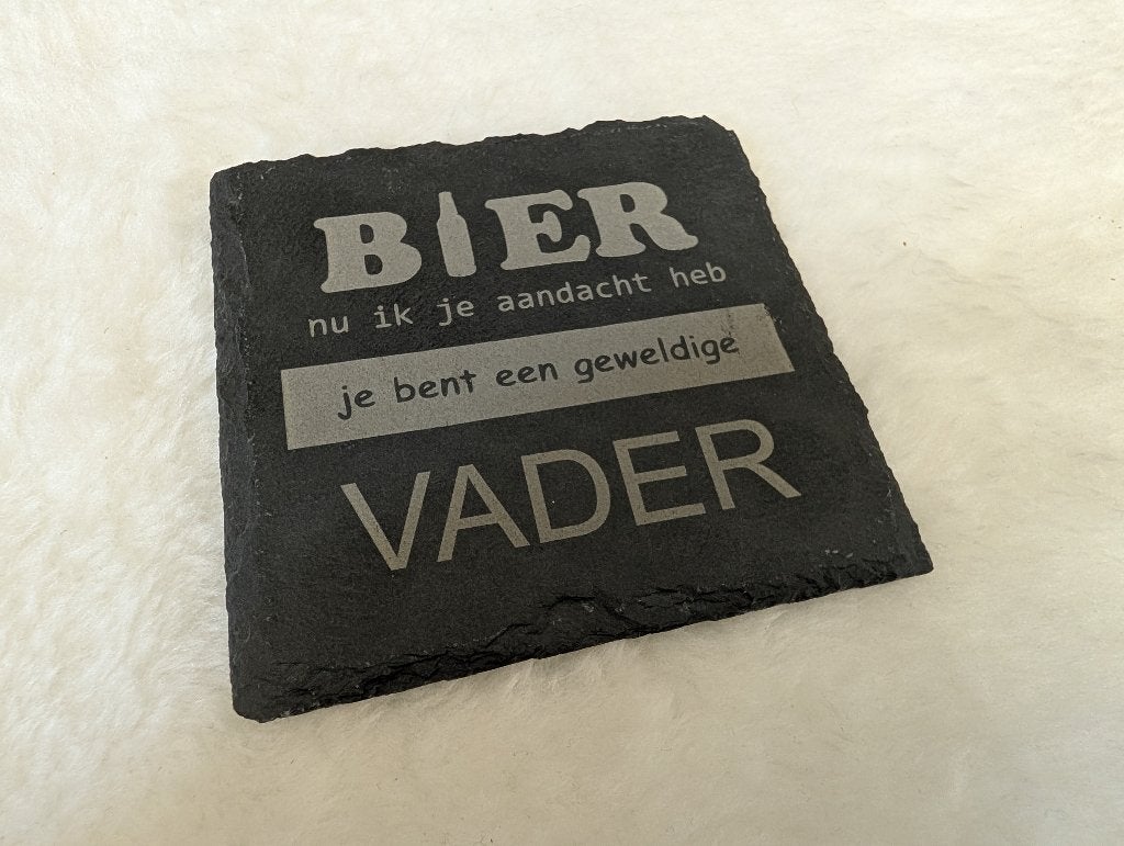 Grappige Leisteen Onderzetter – Perfect voor Vaderdag!, Ophalen of Verzenden, Nieuw, Glas of Kopje