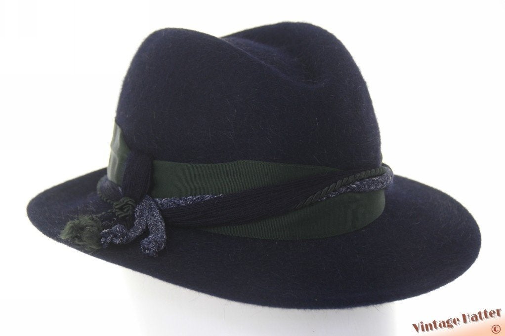 Vintage Dames jacht gleufhoed donker blauw haarvilt 56, Ophalen of Verzenden, Gedragen, 56 of 57 cm (M, 7 of 7⅛ inch), Hoed