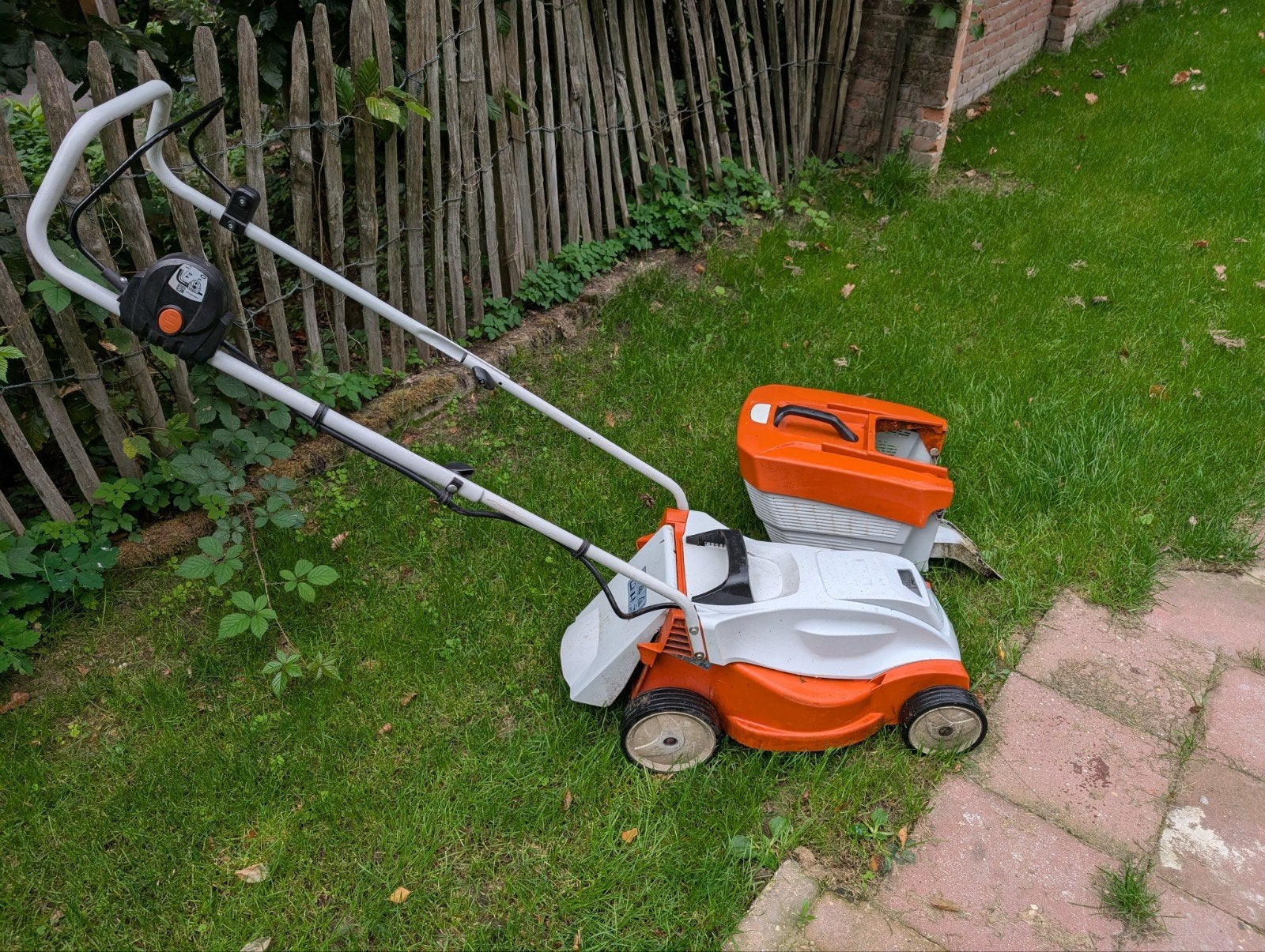Stihl RMA 235.0 Accu-grasmaaier met opvangbak, Tuin en Terras, Ophalen, Cirkelmaaier, Stihl, Gebruikt
