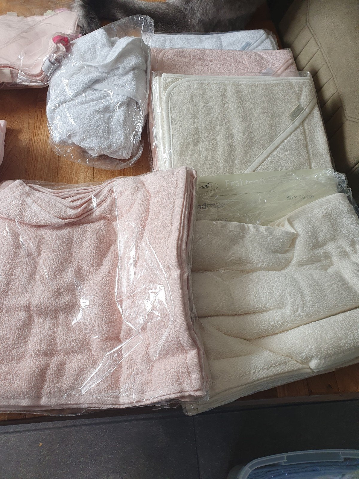 Nieuwe Spuugdoekjes - Roze en Wit, Ophalen of Verzenden, Nieuw, Onbekend, Meisje