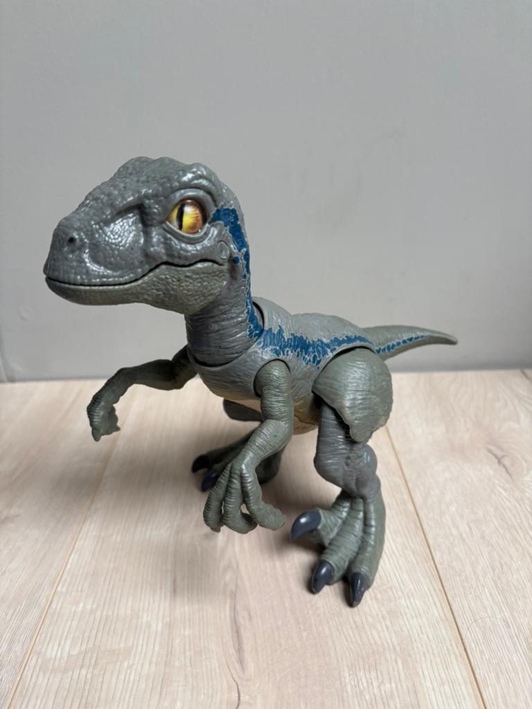 Orginele Jurassic world kleine veloriceptor met geluid €5,-, Ophalen, Zo goed als nieuw