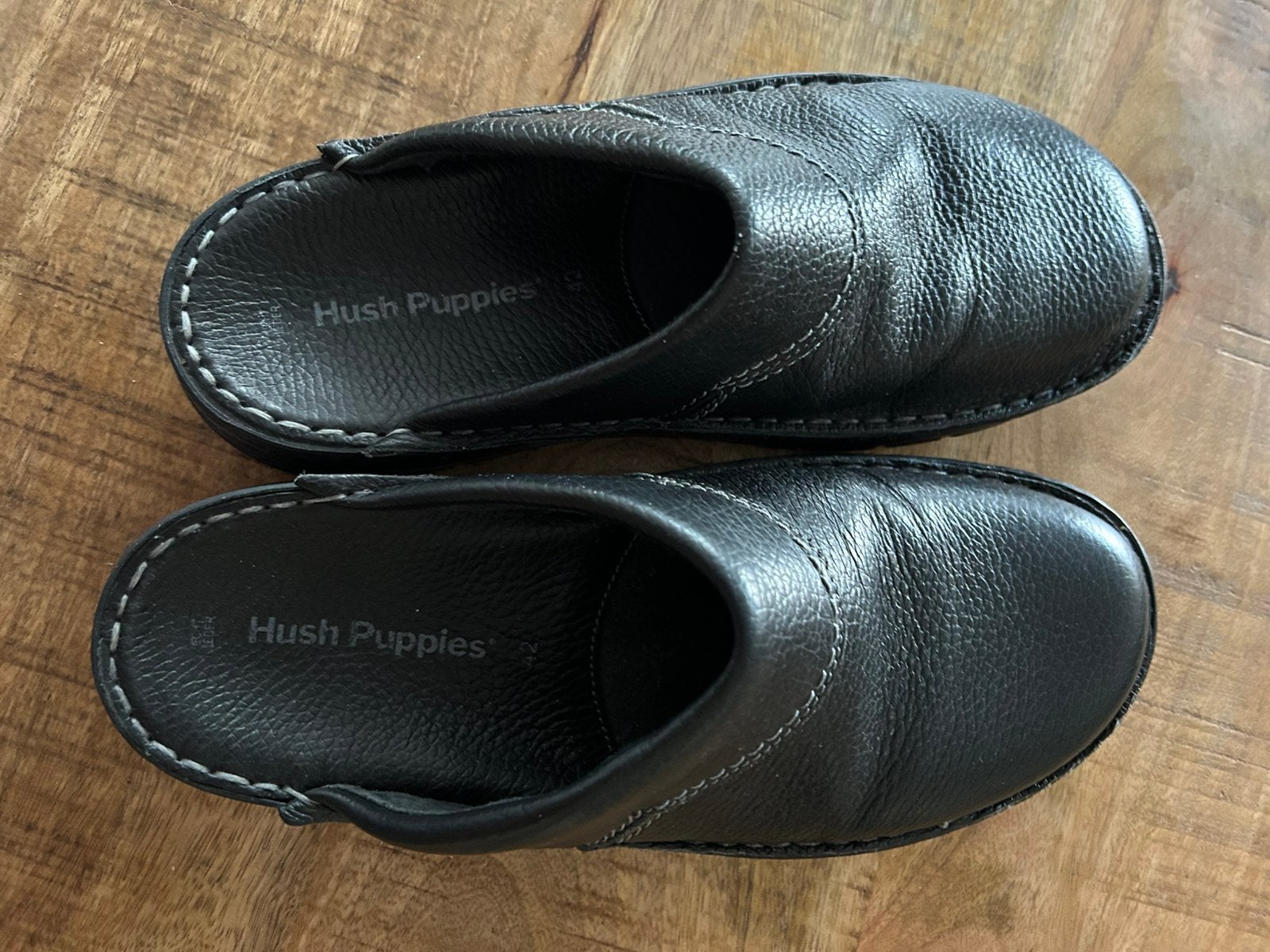 Sloffen, Ophalen, Zwart, Zo goed als nieuw, Pantoffels of Sloffen