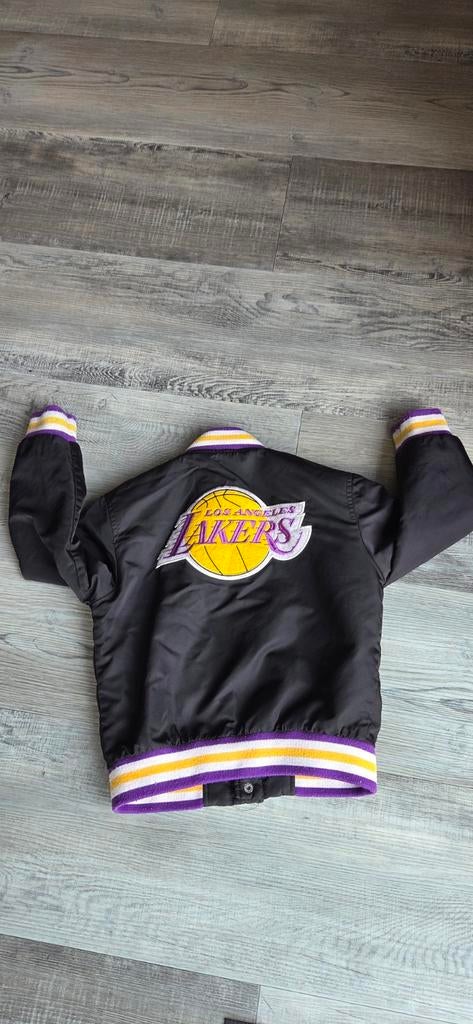 Jongensjas NBA Lakers Maat 116/122, Gebruikt, Ophalen of Verzenden, NBA Lakers, Jongen