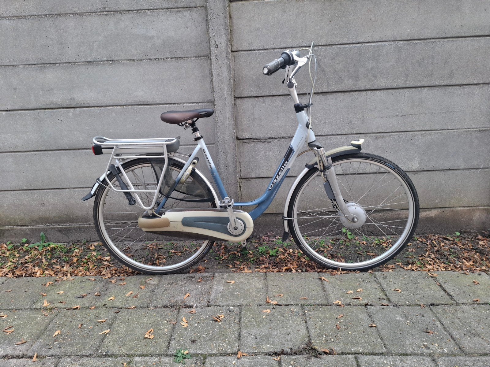 Gazelle puls elektrische damesfiets
28 inch wielen
Framehoog, Ophalen, Zo goed als nieuw, 51 tot 55 cm, 50 km per accu of meer