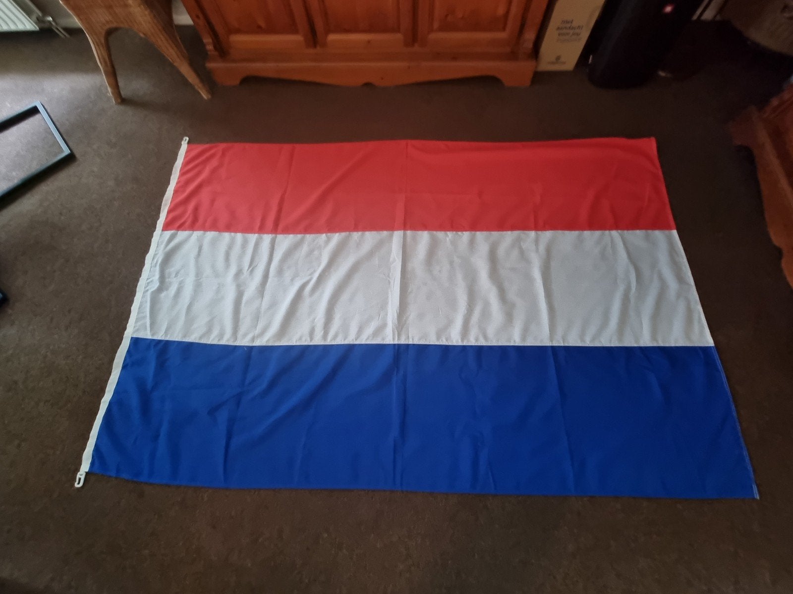 Nederlandse vlag met vaandal, Ophalen of Verzenden