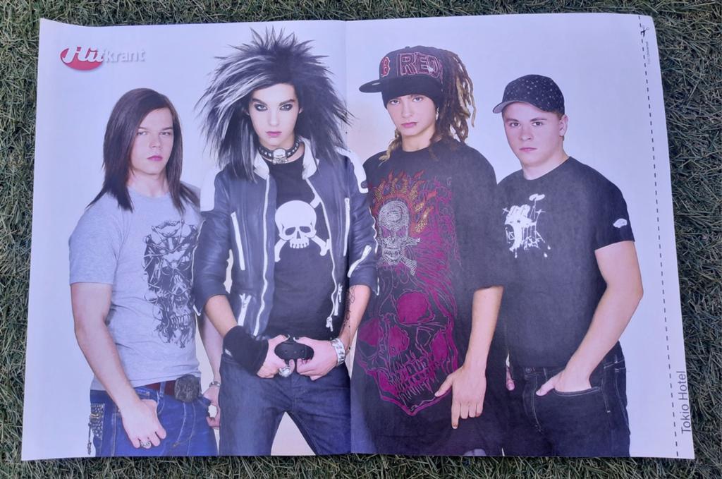 Poster 2x A4 Hitkrant 2007 Tokio Hotel / Wentworth Miller, Ophalen of Verzenden, Gebruikt, A1 t/m A3, Muziek