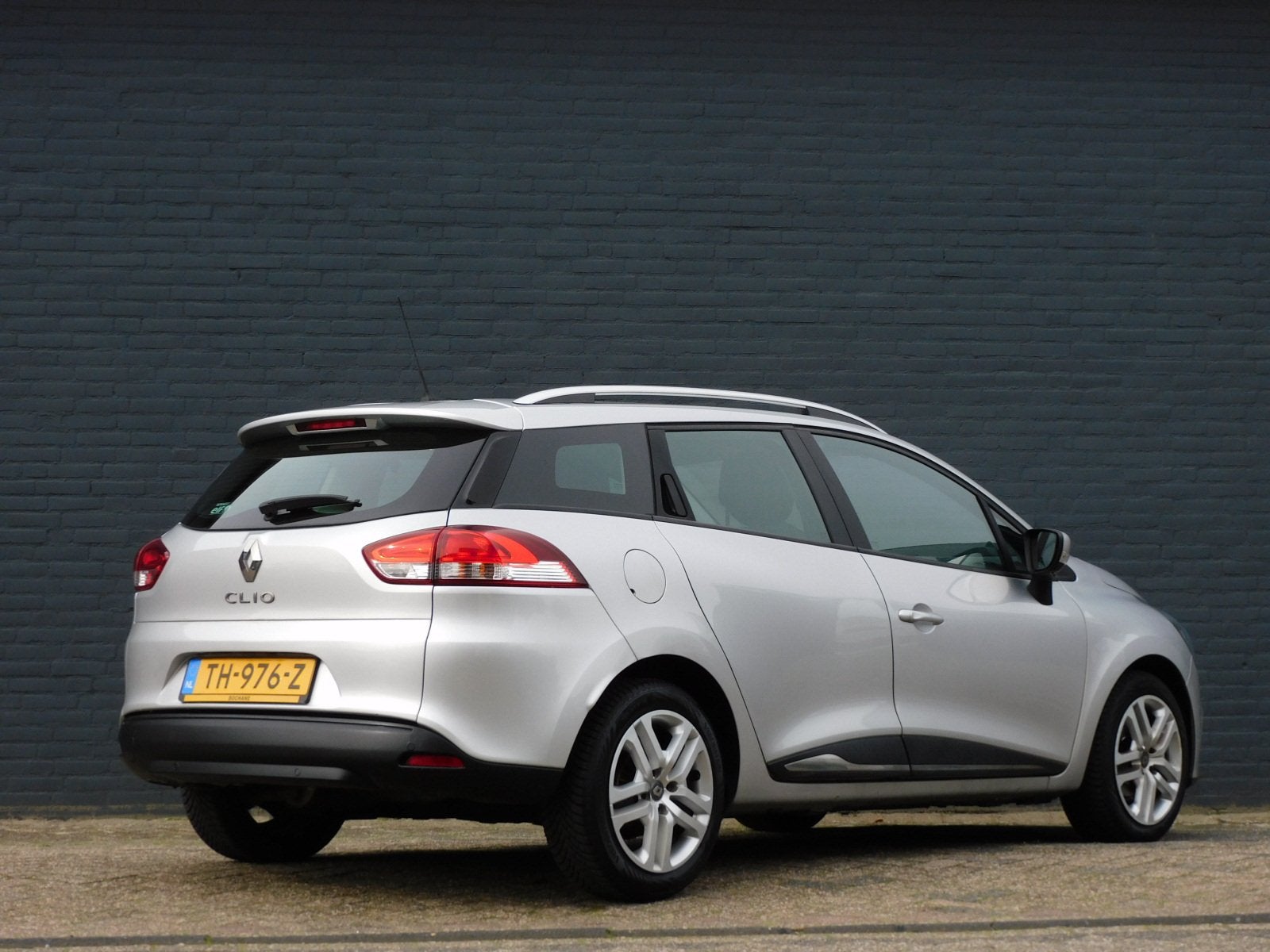 Renault Clio Estate 0.9 TCe Zen TOPSTAAT! DEALER ONDERHOUDEN, Voorwielaandrijving, 1063 kg, Gebruikt, 580 kg