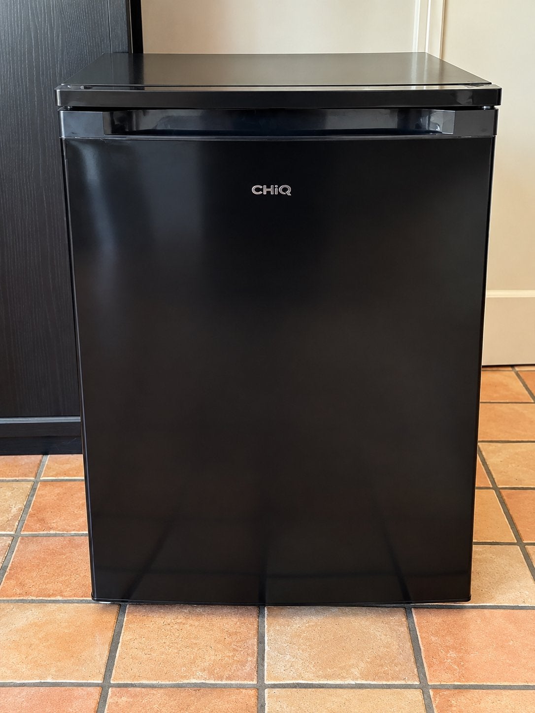 Zwarte CHiQ vriezer – 85 liter – energieklasse D, 100 tot 150 liter, Zo goed als nieuw, Met vriesvak, Ophalen