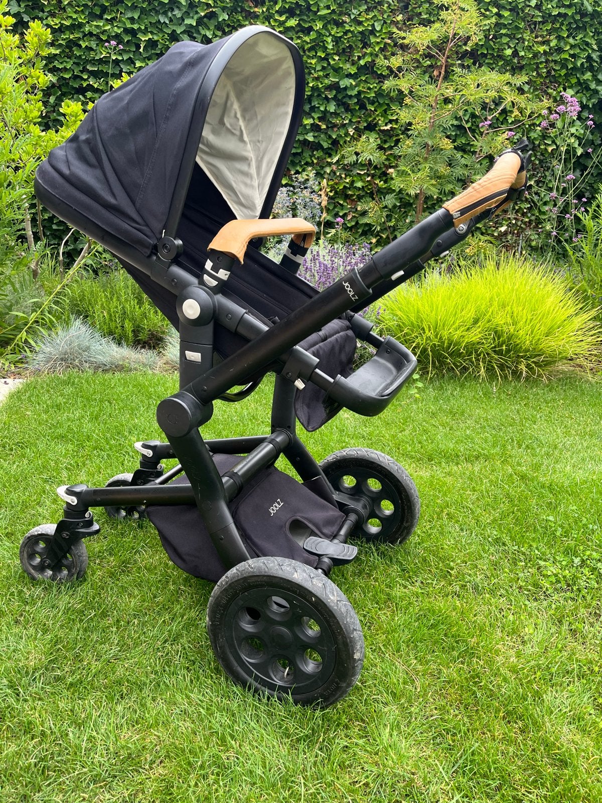 Complete set: Joolz Kinderwagen, Maxi-Cosi & 2 laadstations, Gebruikt, Combiwagen, Met autostoeltje, Ophalen