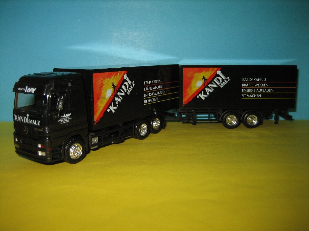 Kandi  MERCEDES  met wipkar  Herpa, Ophalen of Verzenden, Zo goed als nieuw, Bus of Vrachtwagen, Herpa