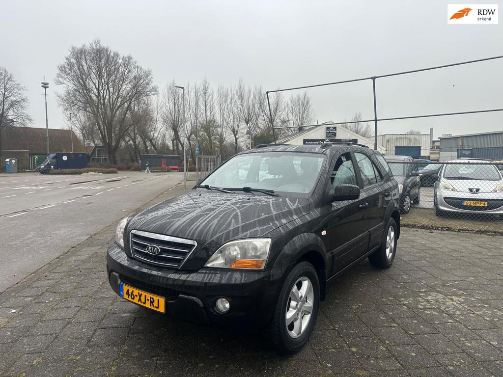Kia Sorento 3.3 V6 Youngtimer 4X4 165DKM NAP! NW APK | PDC |, Auto's, Kia, Automaat, Parkeersensor, Gebruikt, 1886 kg