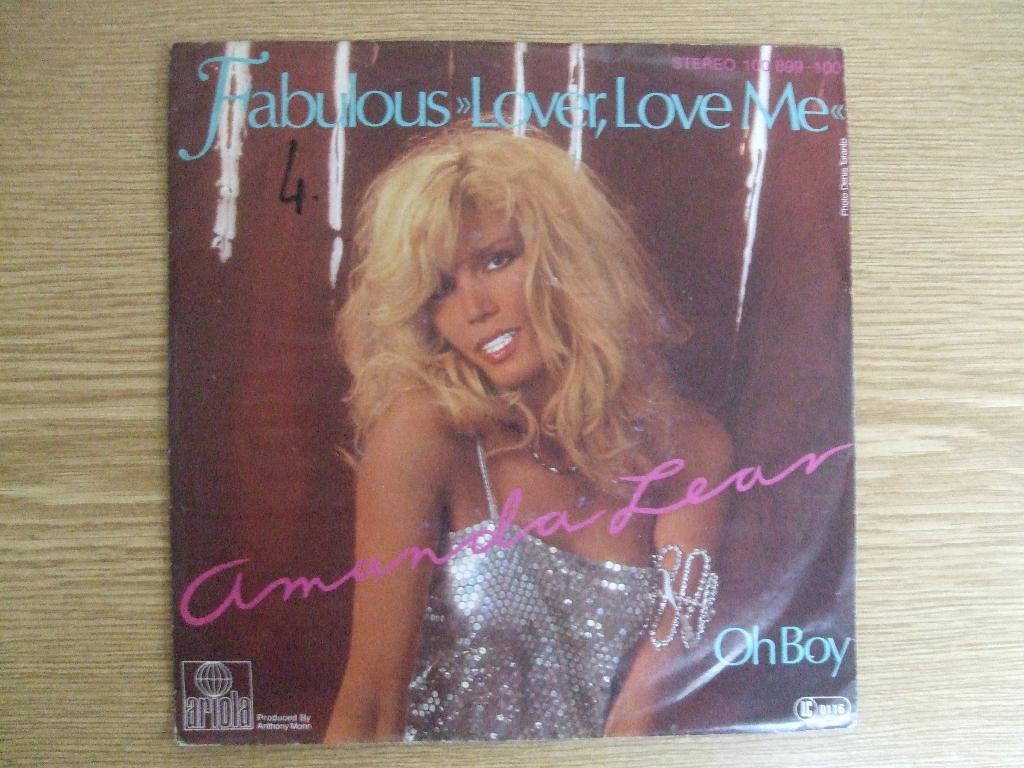 AMANDA LEAR    FABULOUS LOVER, LOVE ME / OH BOY, 7 inch, Ophalen of Verzenden, Zo goed als nieuw, Pop