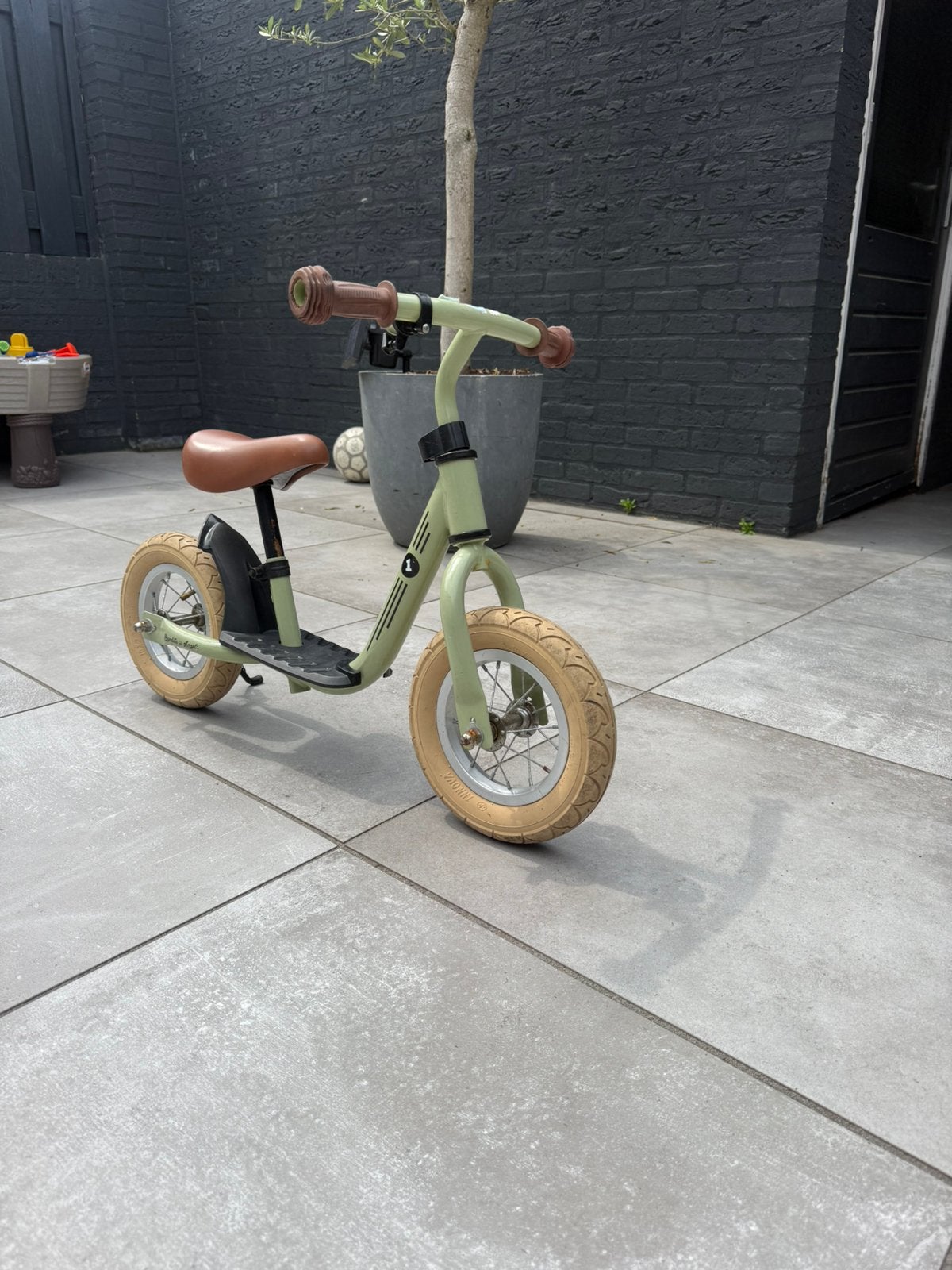 Loopfietsje met standaard, Fietsen en Brommers, Fietsen | Kinderfietsjes, Ophalen, Zo goed als nieuw