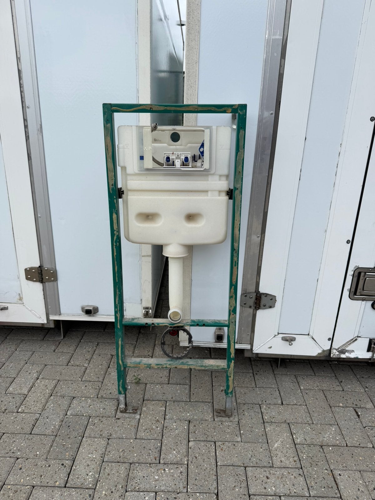 Gebruikte inbouw reservoir, Ophalen, Zo goed als nieuw, Toilet