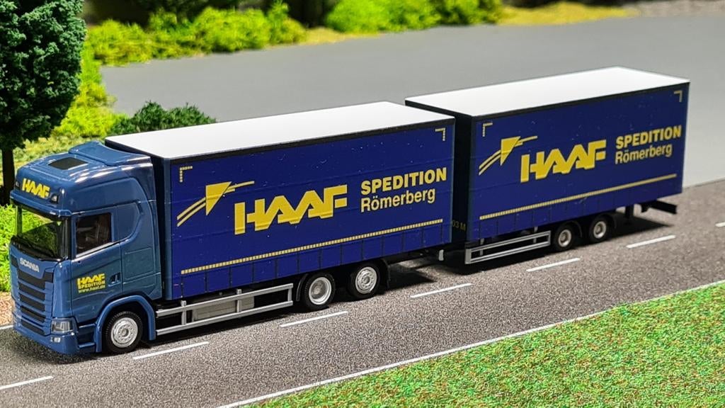 054 Herpa HAAF Spedition Scania schuifzeilen combi, Ophalen of Verzenden, Nieuw, Bus of Vrachtwagen, Herpa