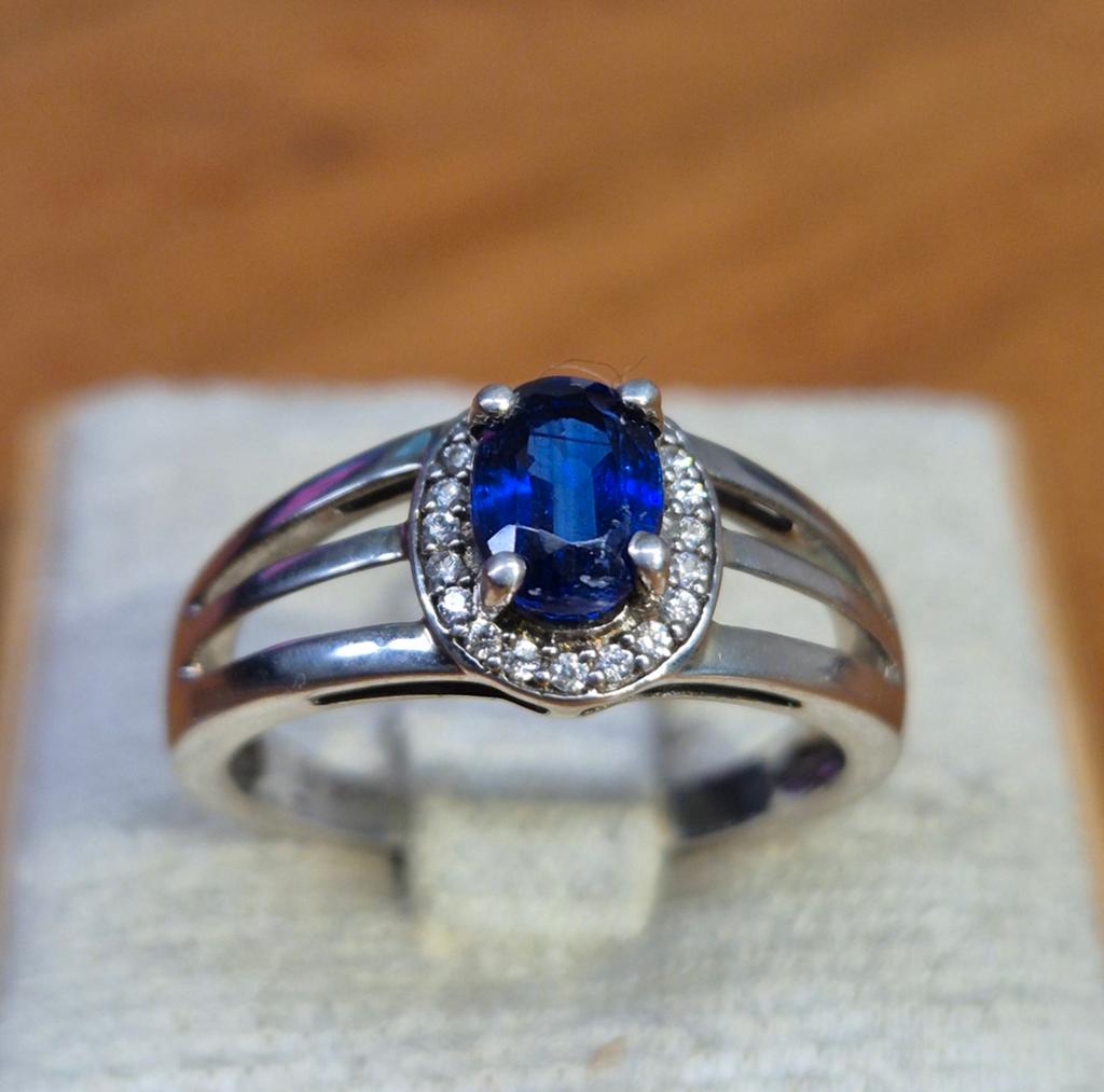 Prachtige 925 Sterling Zilveren Ring | Blauwe Saffier, 18 tot 19, Verzenden, Nieuw, Dame of Heer