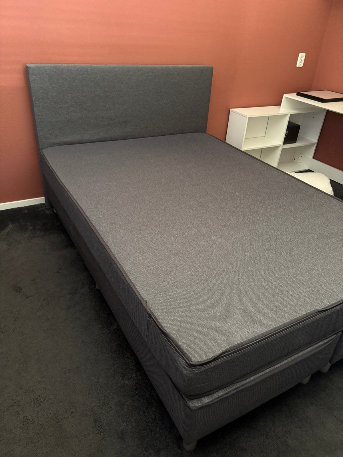 Boxspring Leen Bakker, Huis en Inrichting, Ophalen, Gebruikt, 140 cm, Twijfelaar