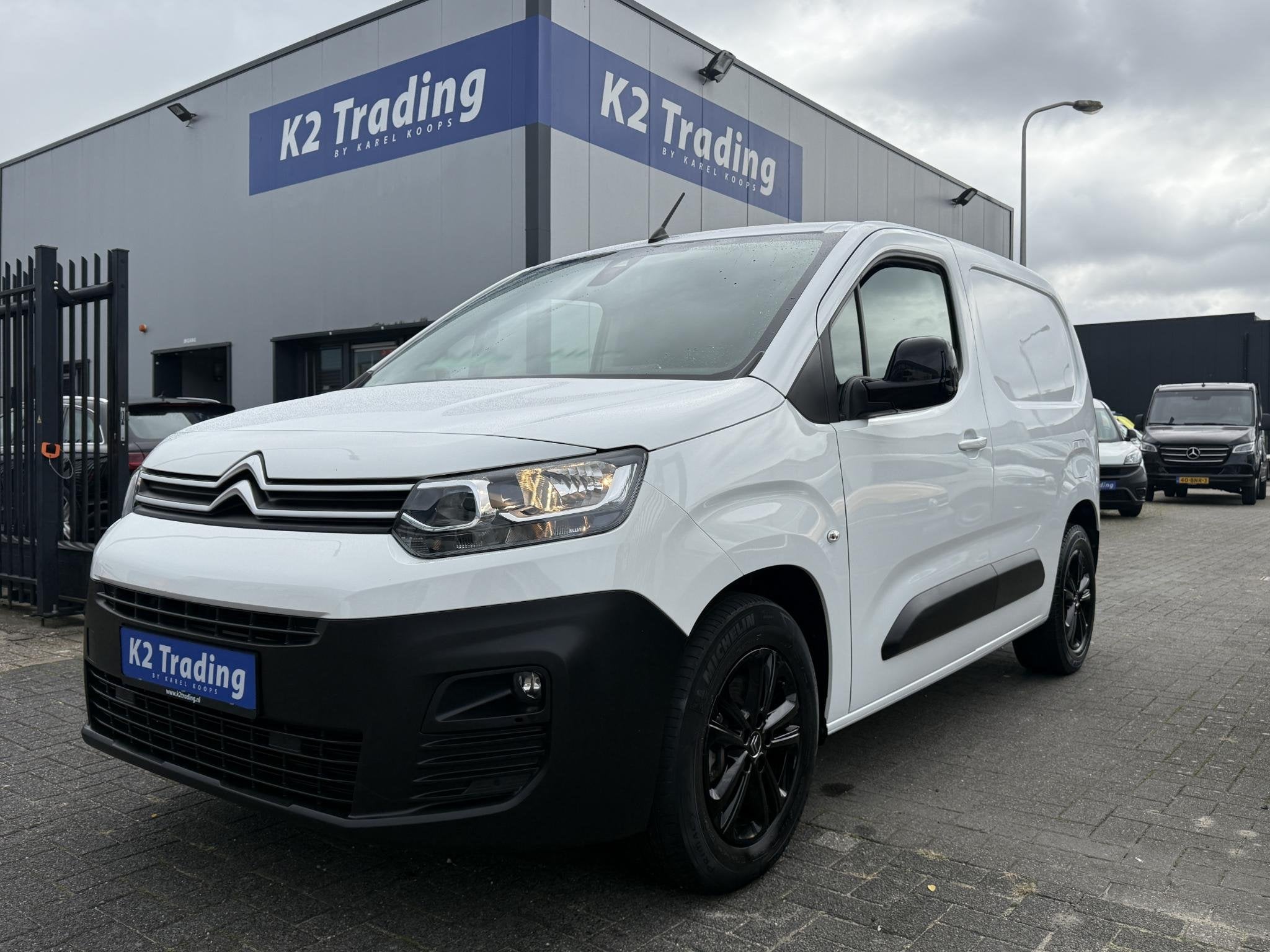Citroen ë-Berlingo Club 50 kWh 3 Zitplaatsen Climate Contro, Automaat, Lemelerbergweg 12
1101AJ  Amsterdam, NL, Overige carrosserieën
