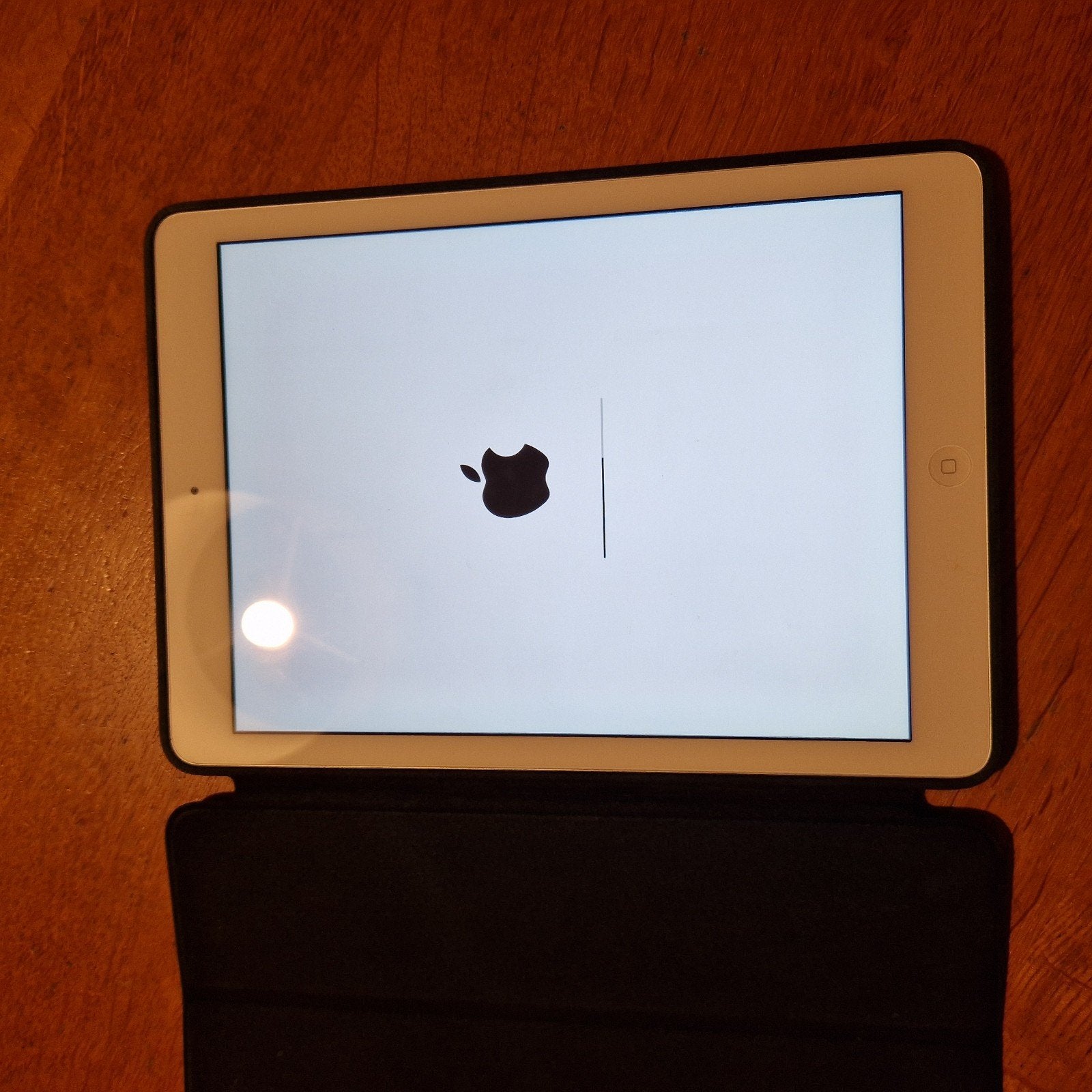 Apple Ipad Air 1 (A1474) uit 2014, Computers en Software, Apple iPads, Gebruikt, Apple iPad, Wi-Fi, 10 inch, 16 GB, Zilver, Ophalen
