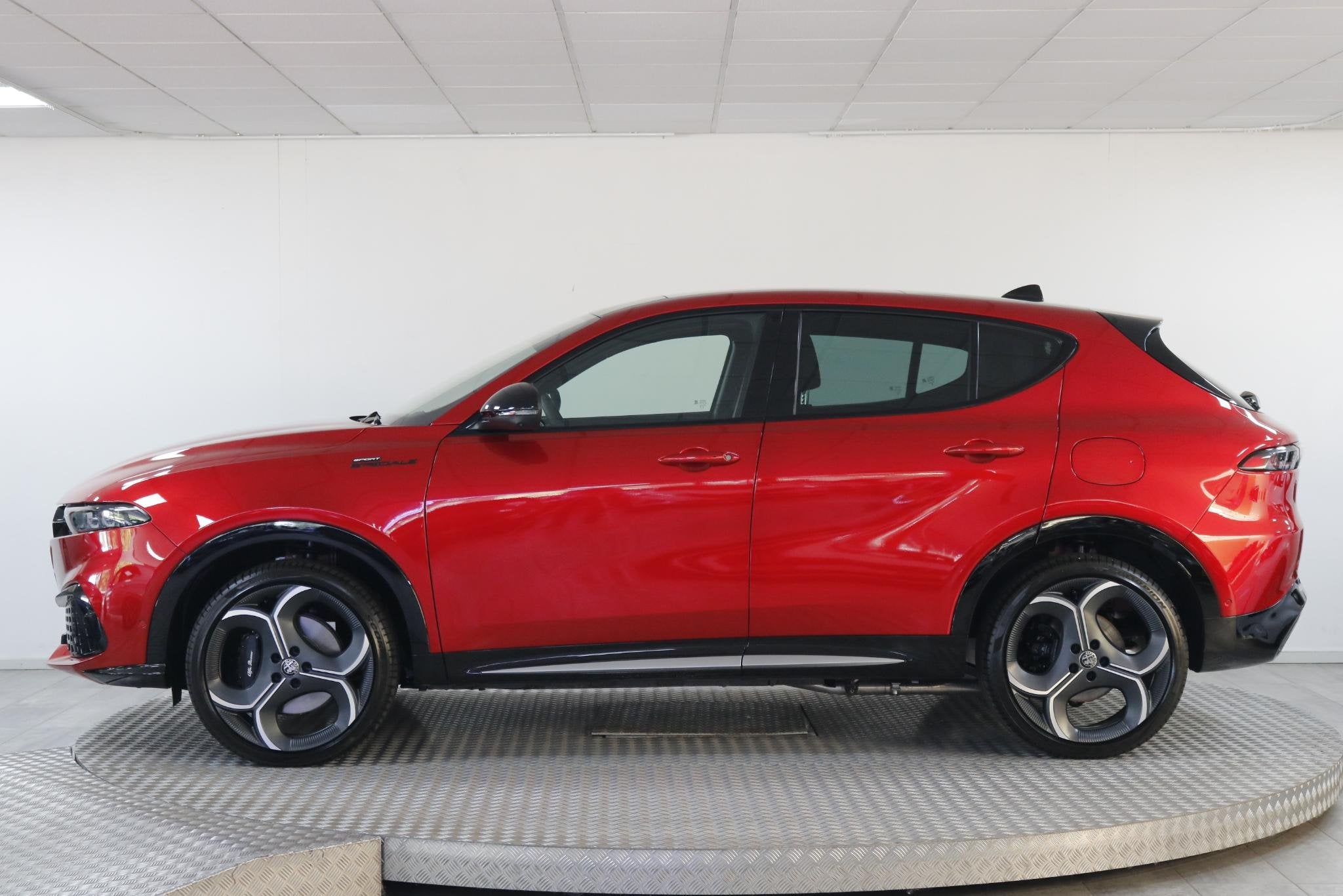 Alfa Romeo Tonale 1.3 Ibrida Plug-In Q4 Sport Speciale, Auto's, Alfa Romeo, Automaat, Euro 6, 4 cilinders, 150 min