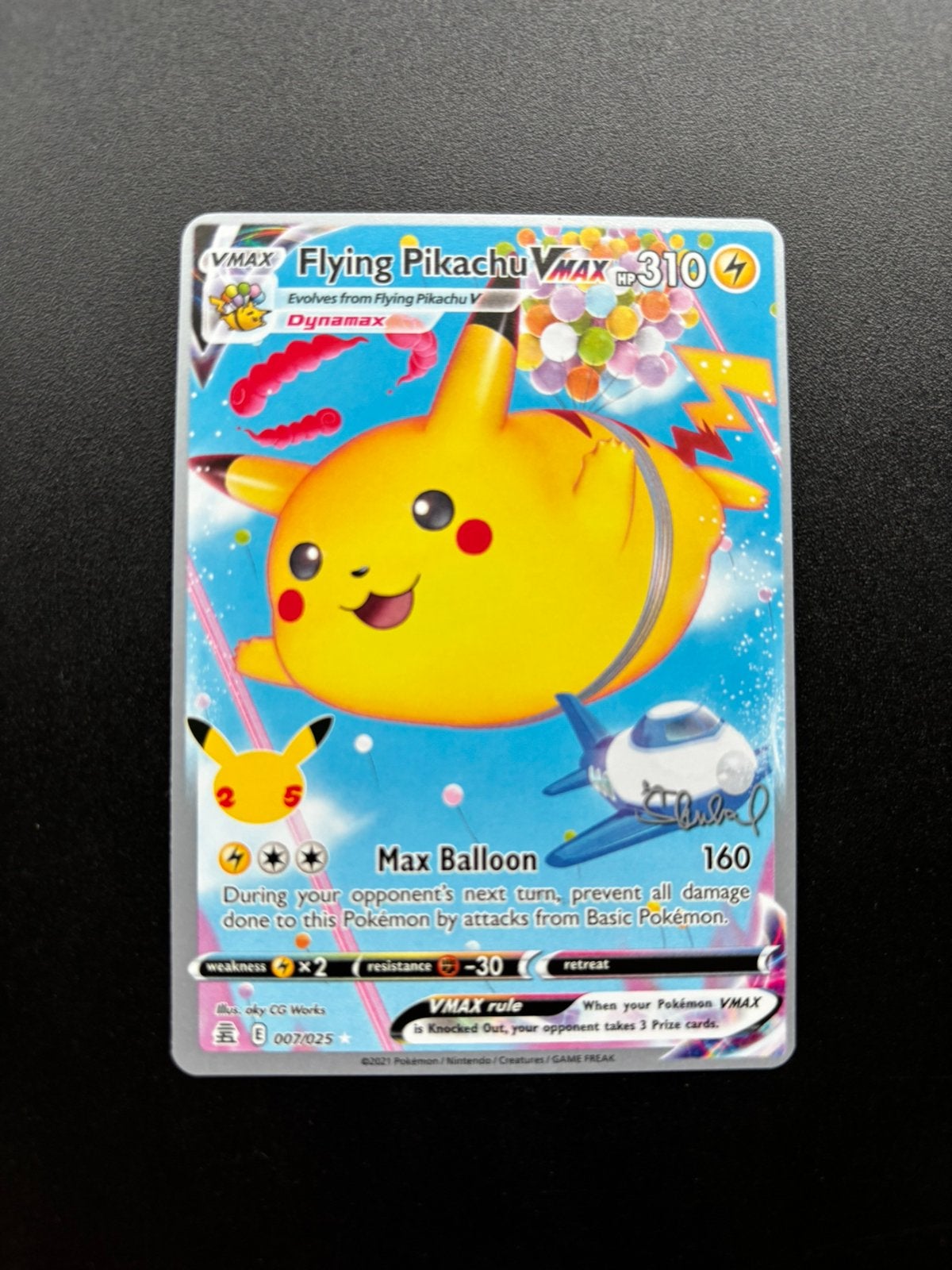 Flying Pikachu VMAX (WCD22 CEL 007) WCD 2022 // Mint, Ophalen of Verzenden, Nieuw, Losse kaart