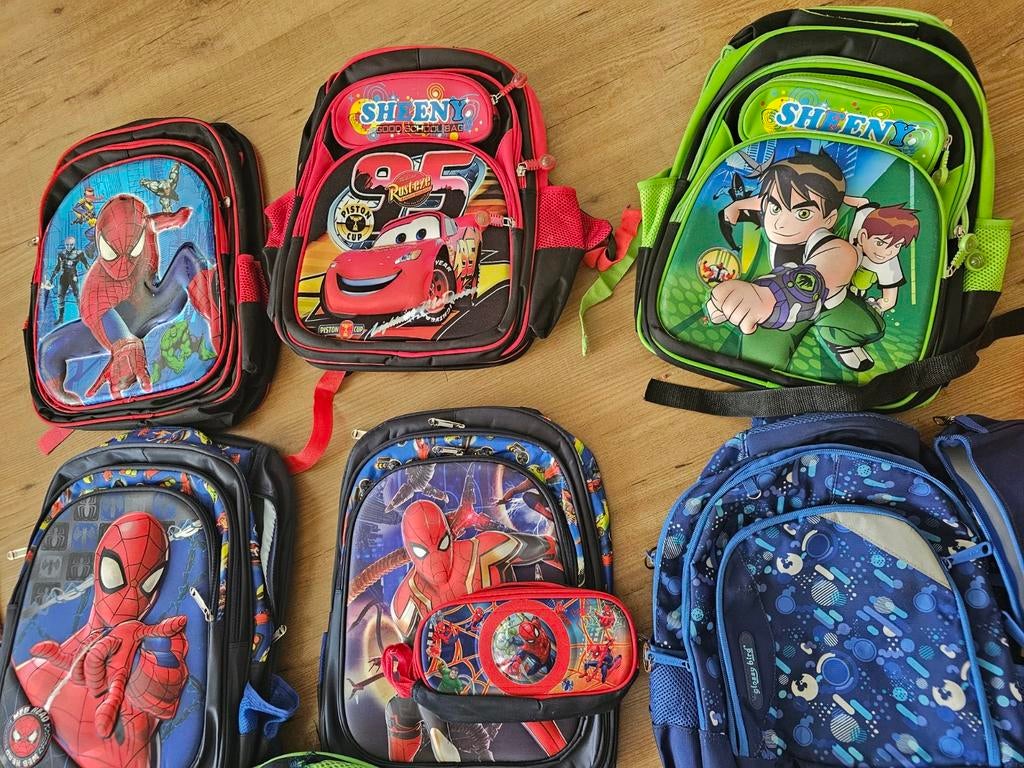 Diverse kinder schooltassen - Spiderman, Cars, Ben 10, Overige kleuren, Rugtas, 40 tot 50 cm, Ophalen of Verzenden