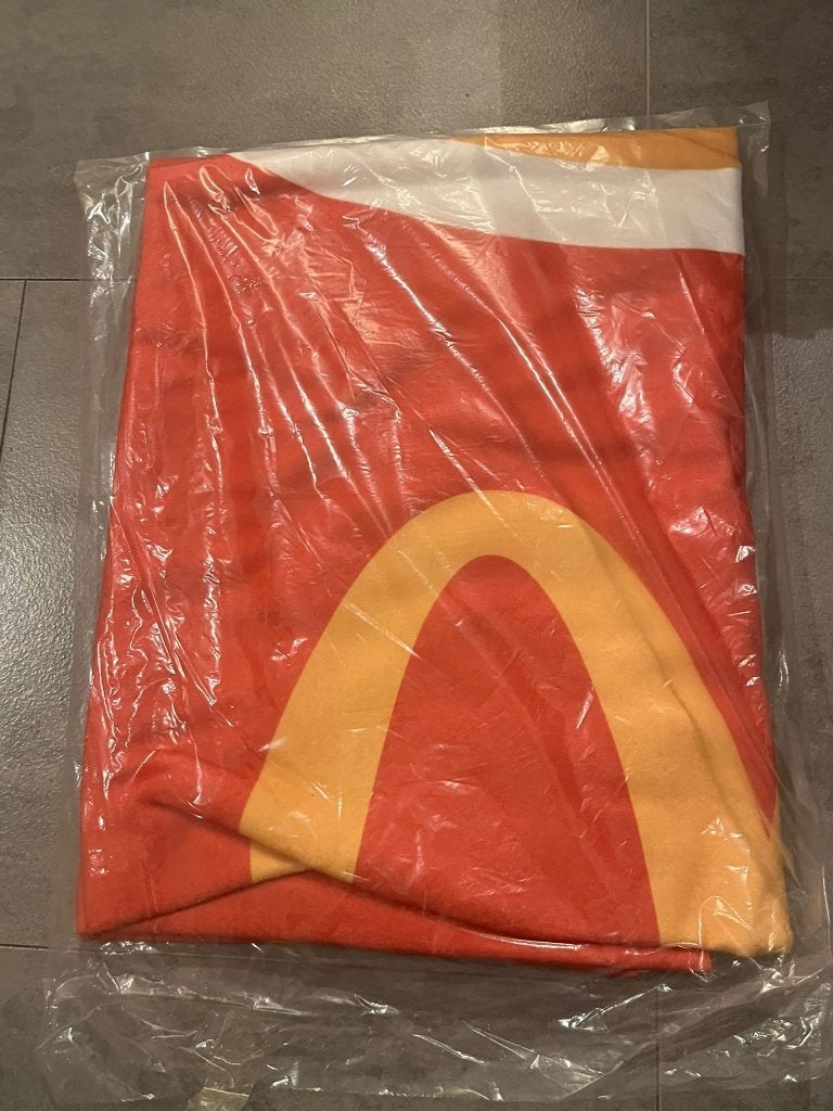 McDonald's Limited Edition Fleece Deken, Ophalen of Verzenden, Nieuw