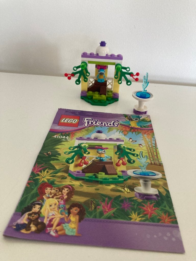 Lego Friends 41044 Papegaai in tuin compleet, Lego, Ophalen of Verzenden, Zo goed als nieuw, Complete set