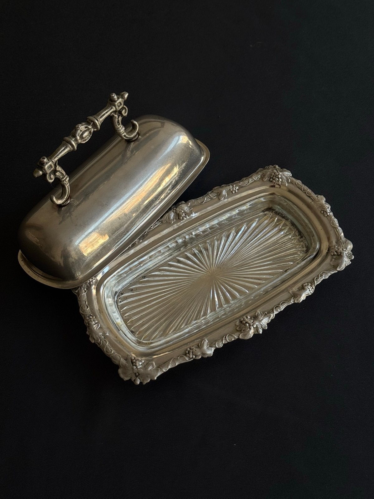 Antieke Verzilverde Botervloot - Made in England, Ophalen of Verzenden