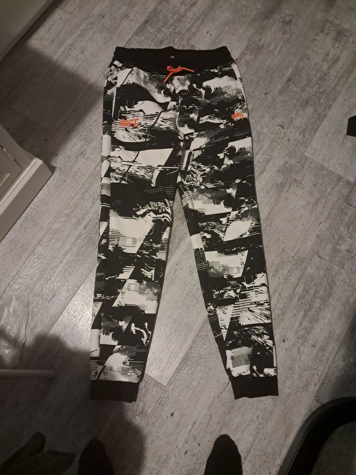 UFC Zenith joggingbroek - Maat XL, Ophalen, Zwart