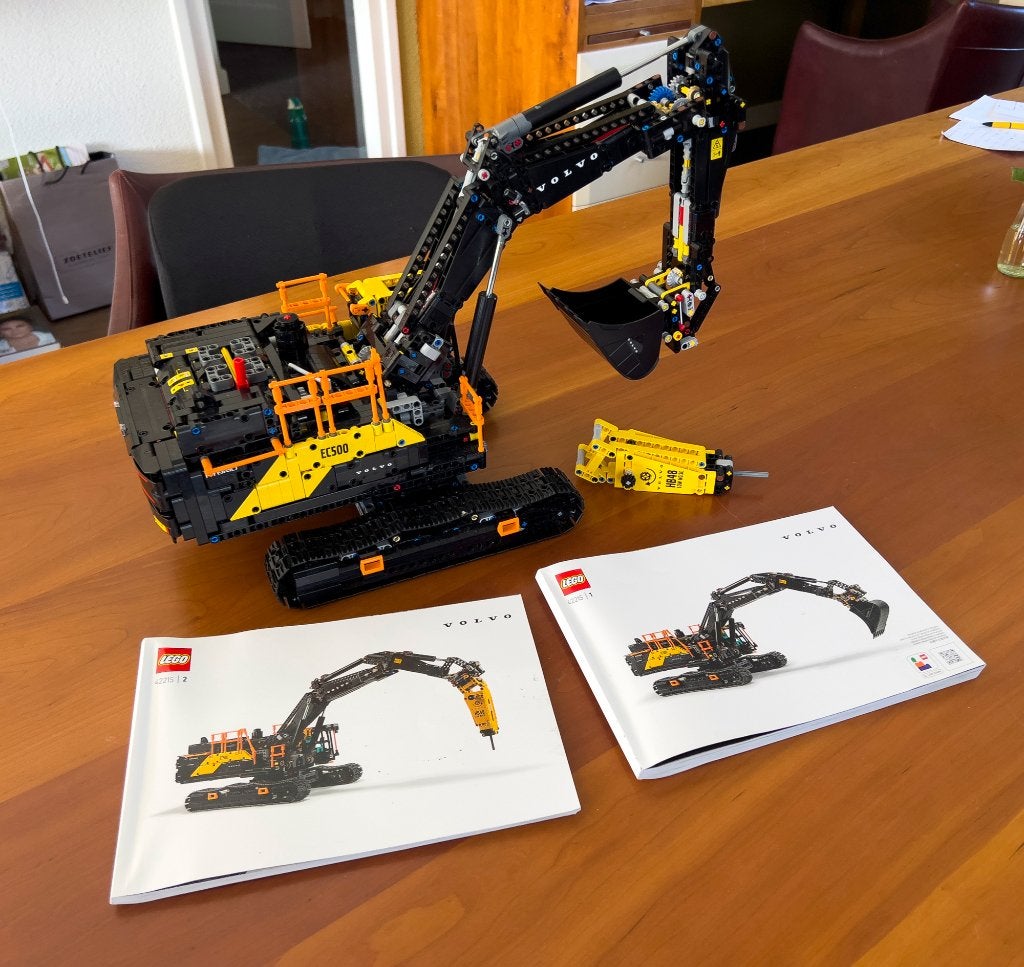 Zgan Lego Volvo EC 500 Hybrid (42215) graafmachine, Lego, Ophalen of Verzenden, Zo goed als nieuw, Technic